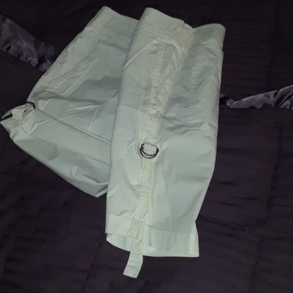 NWOT size 8 White shorts by H&M Flat front - Picture 8 of 8
